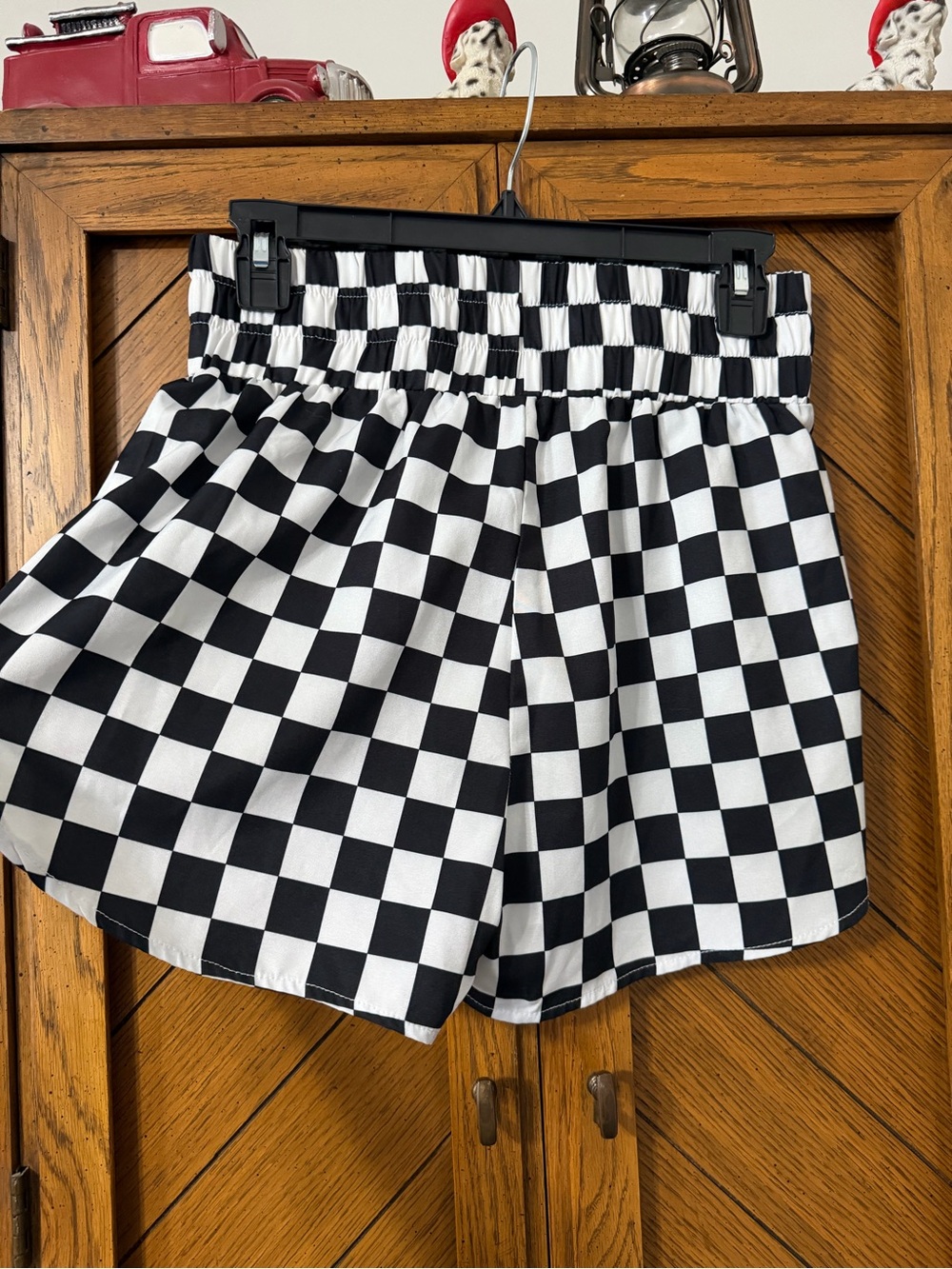 Checkerboard High-Waist Elastic Shorts - Black & White